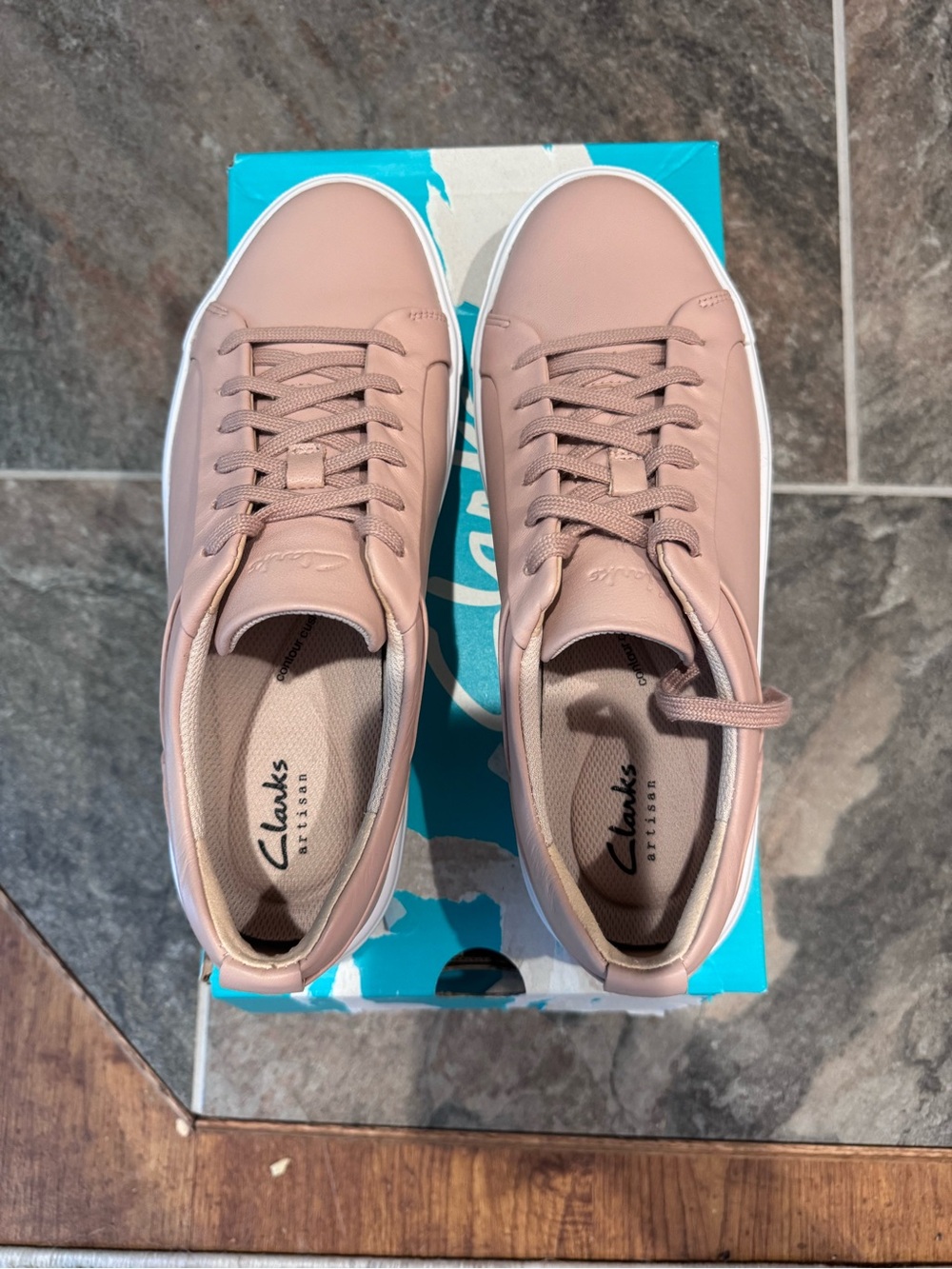 Clarks Women’s Blush Pink Leather Sneakers